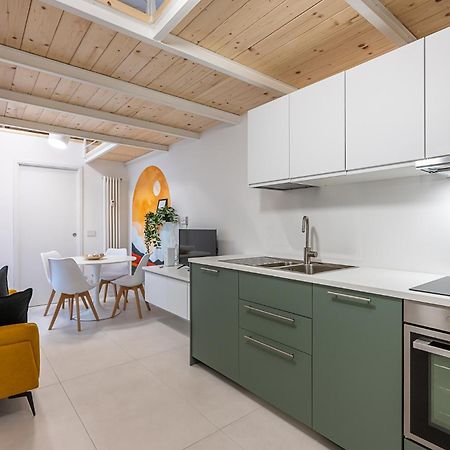 Madamin 9 - Contemporary Suite In A Prestigious Building Турин Екстер'єр фото